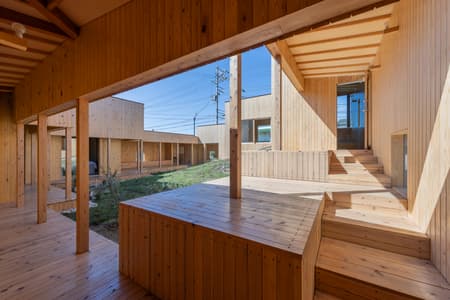 Necklace Villa